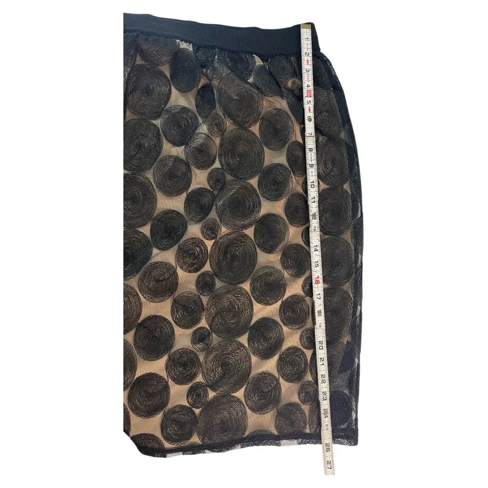 ✨ Lane Bryant Black & Nude Embroidered Polka Dot Skirt – Size 26/28 l Poshmark - Picture 5 of 5